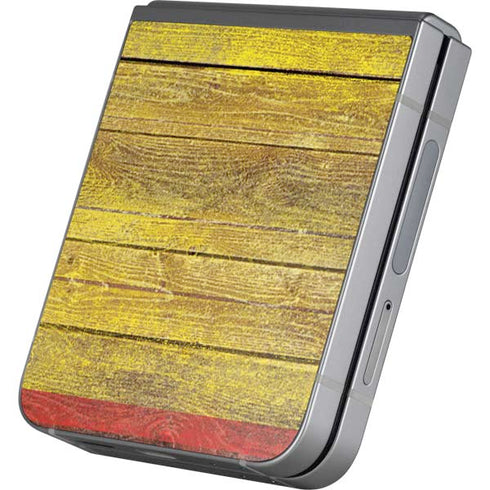 Spain Flag Dark Wood Galaxy Z Flip6 Skin